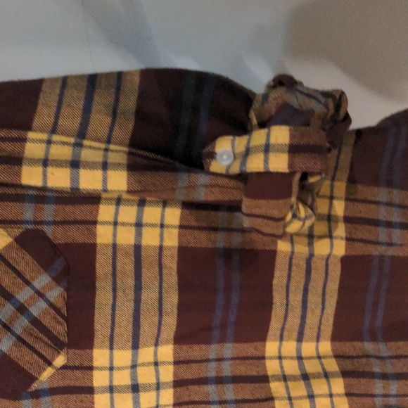 Roots Mustard Button Up - Picture 3 of 3